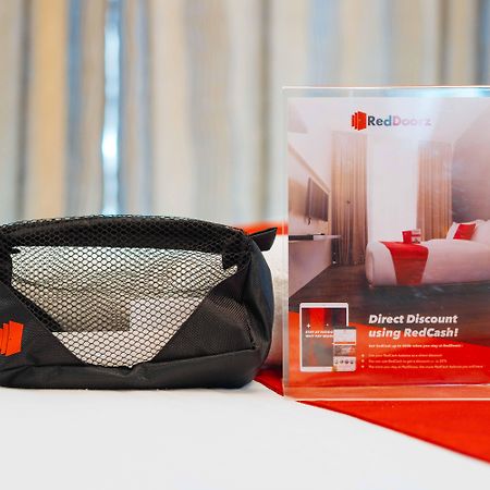 Reddoorz Near Bambang Station Hotel Manila Ngoại thất bức ảnh