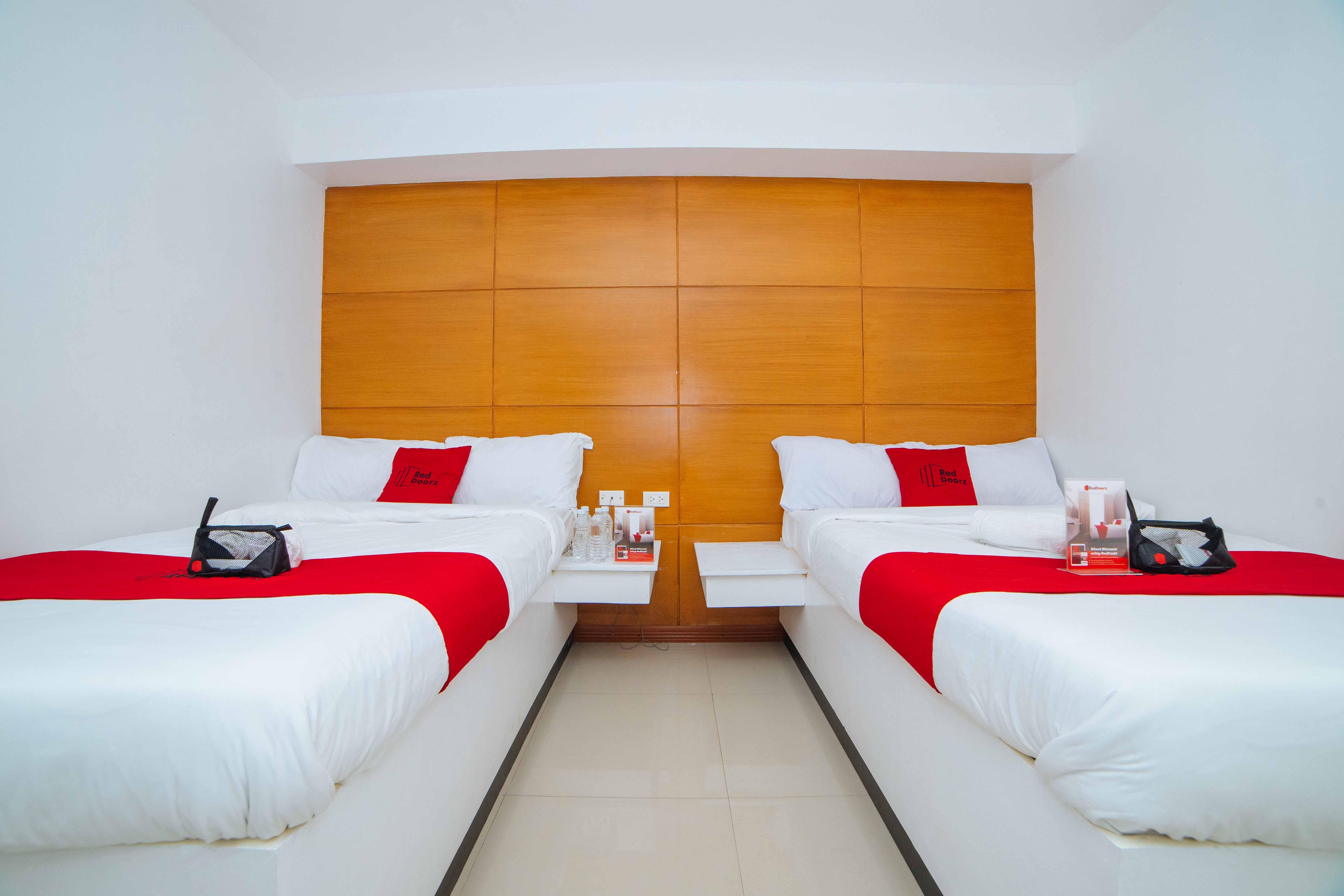 Reddoorz Near Bambang Station Hotel Manila Ngoại thất bức ảnh