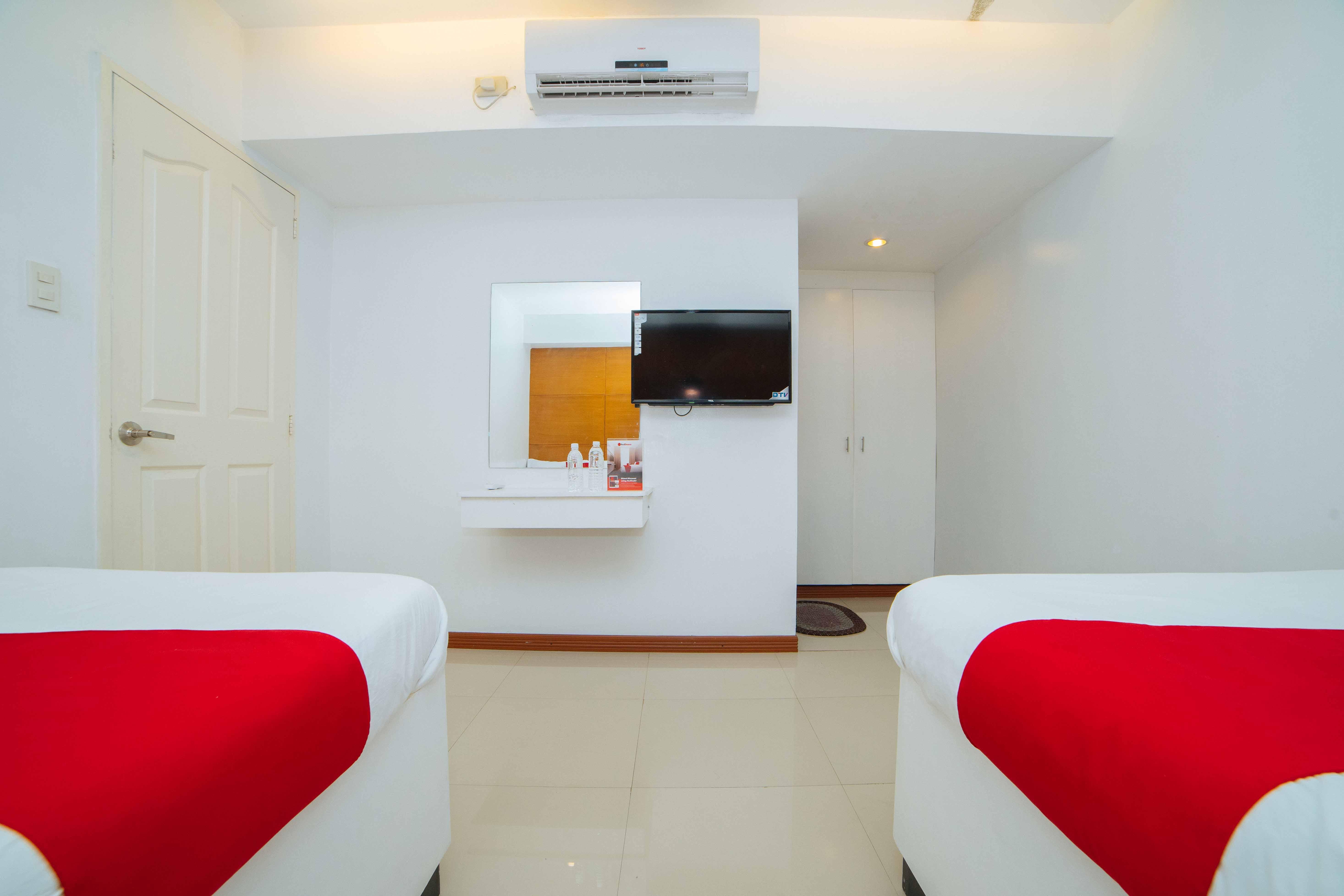 Reddoorz Near Bambang Station Hotel Manila Ngoại thất bức ảnh