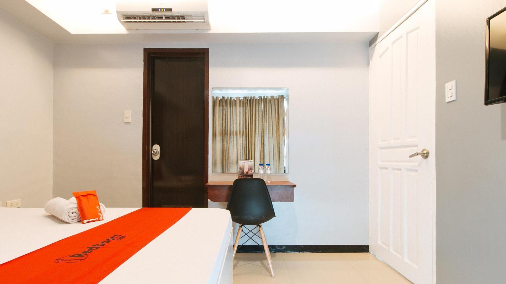 Reddoorz Near Bambang Station Hotel Manila Ngoại thất bức ảnh