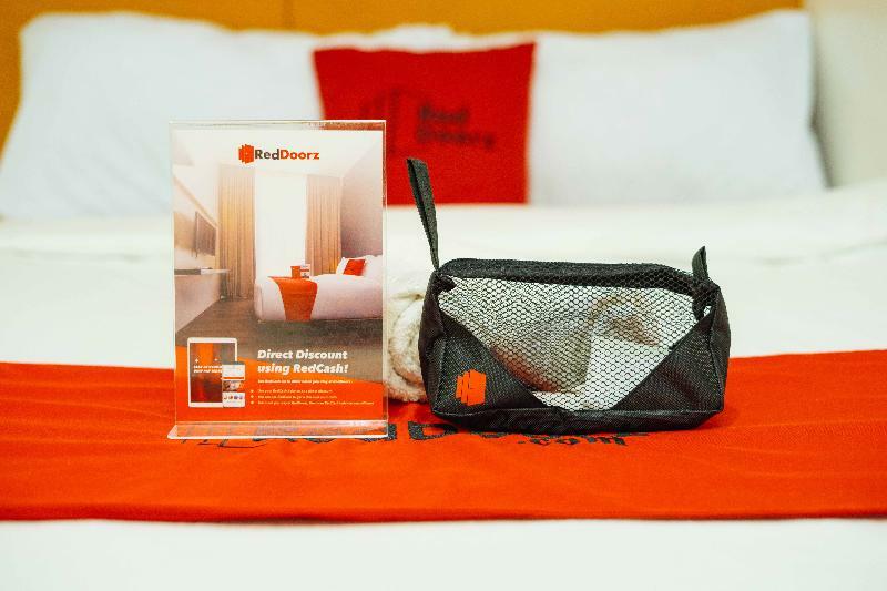 Reddoorz Near Bambang Station Hotel Manila Ngoại thất bức ảnh
